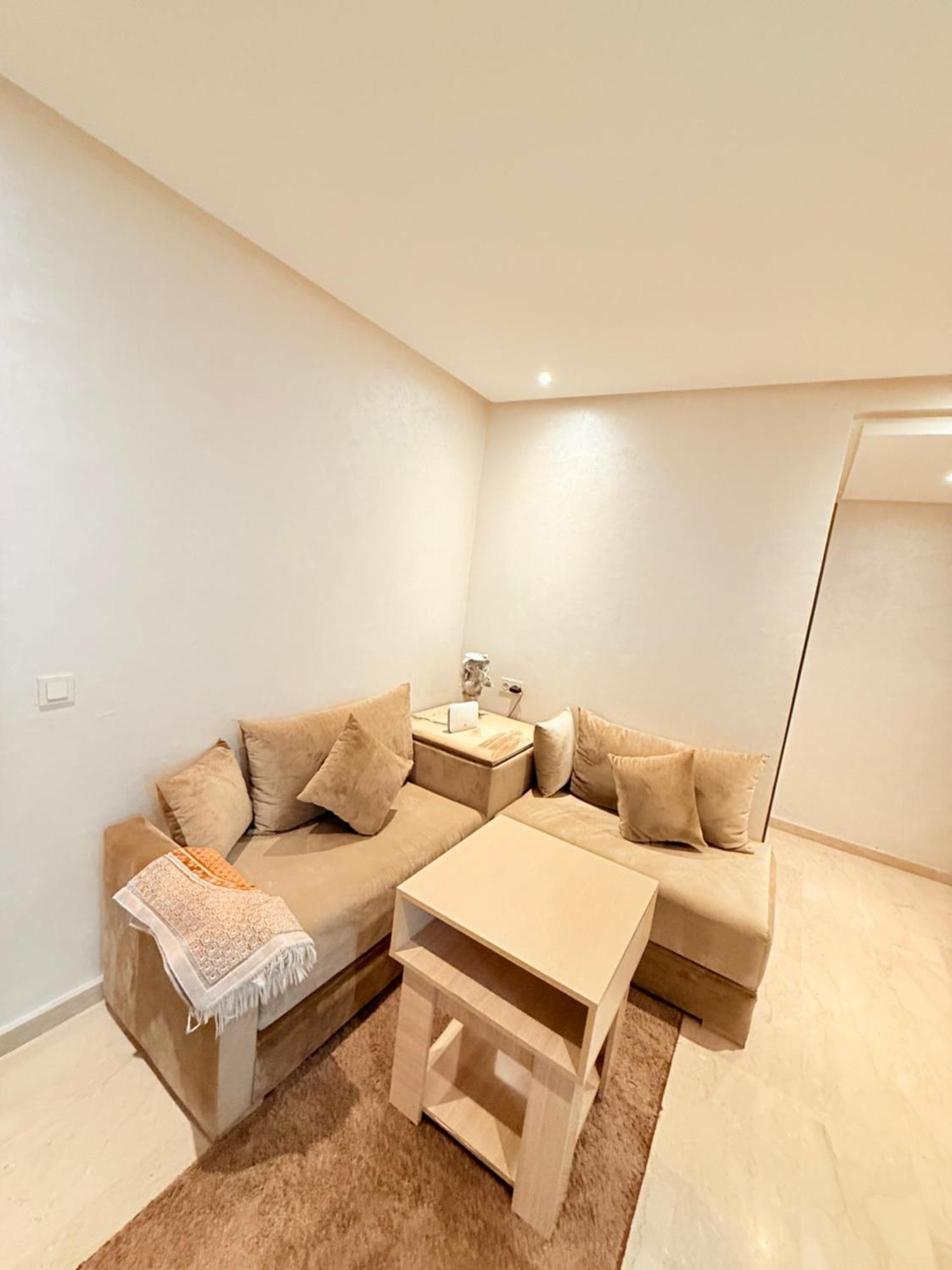 Appart Agreable & Grand Piscine & Family Marrakesh