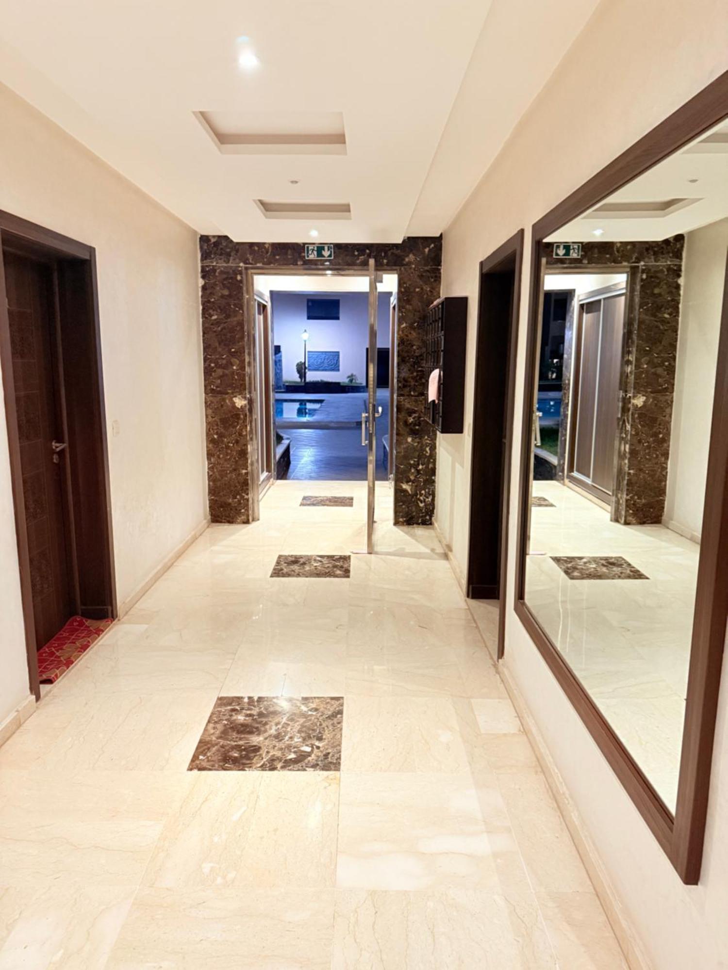 Appart Agreable & Grand Piscine & Family Appartement *